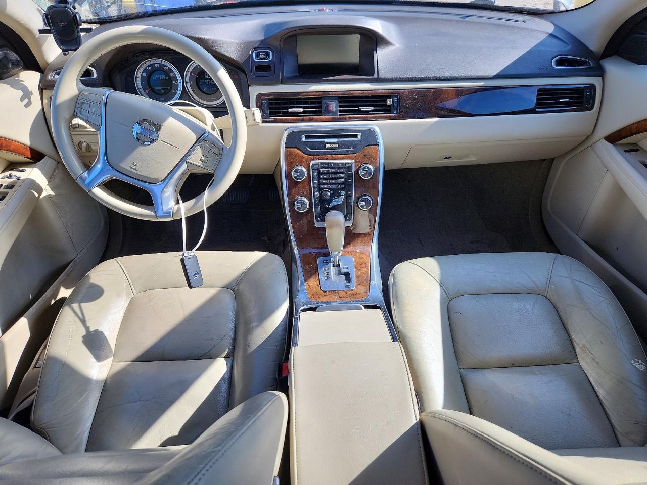 2012 VOLVO S80