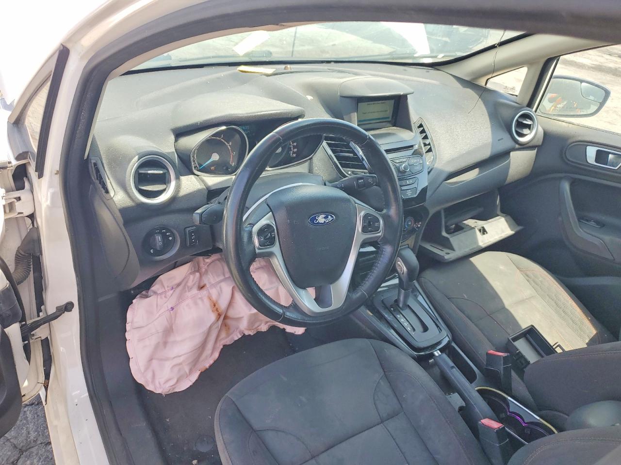 2016 FORD FIESTA