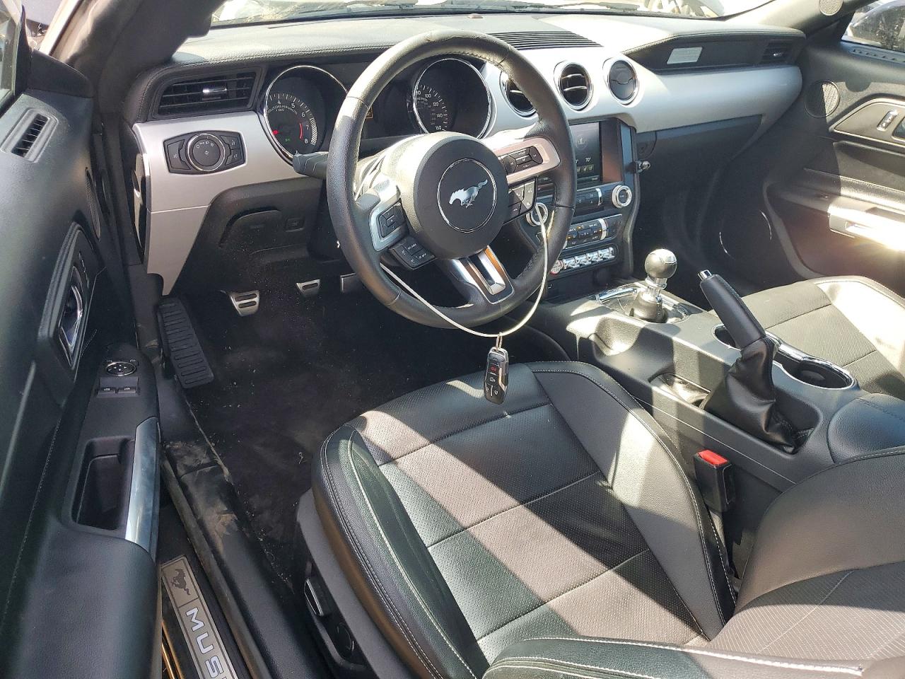 2015 FORD MUSTANG