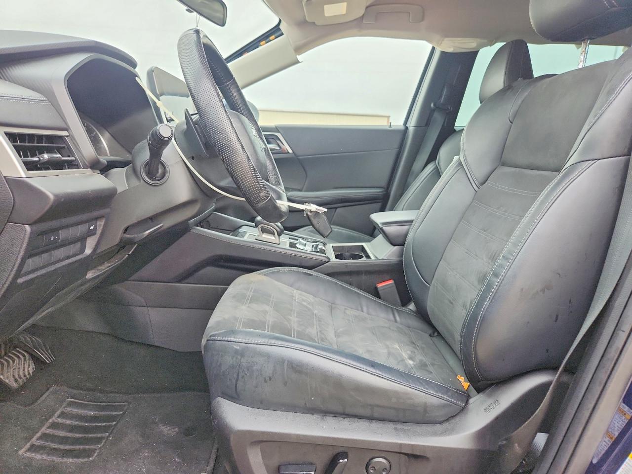 2023 MITSUBISHI OUTLANDER