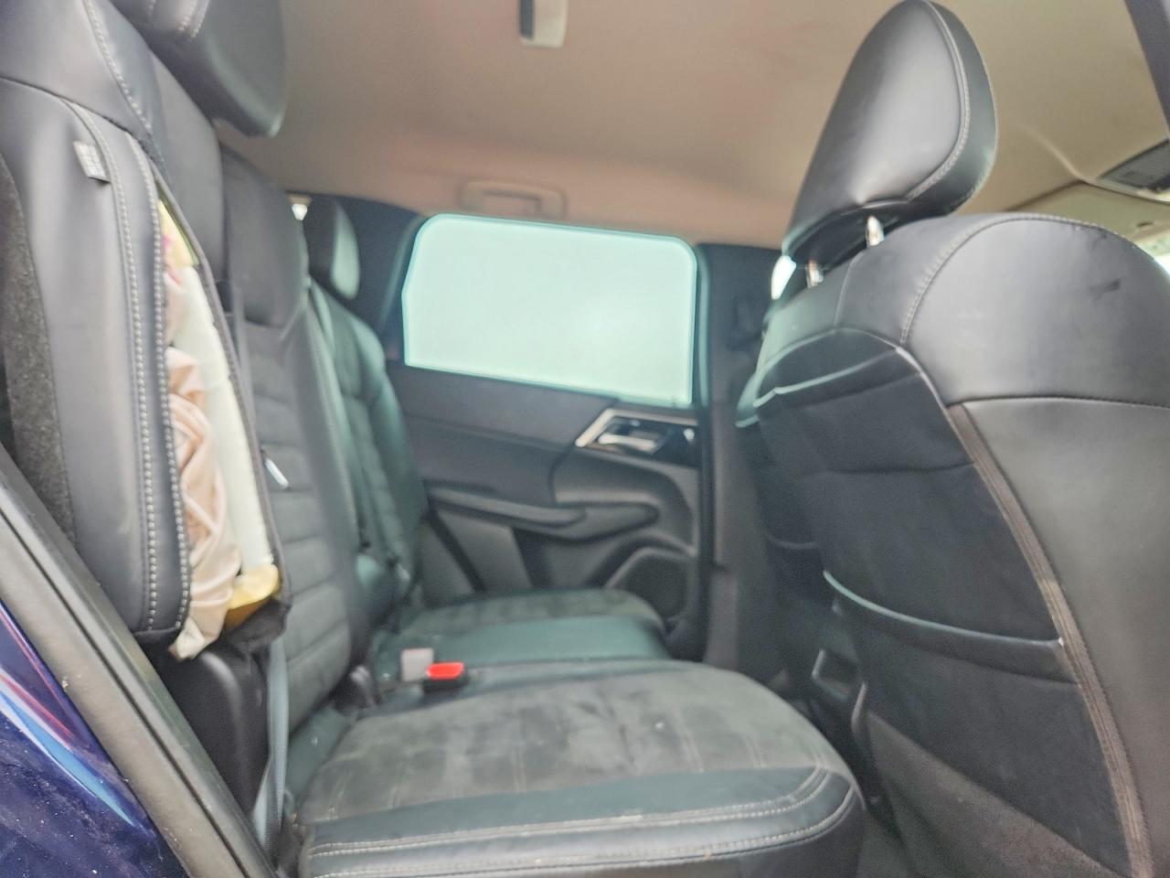 2023 MITSUBISHI OUTLANDER