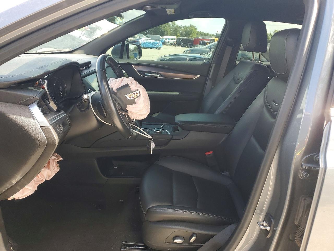 2021 CADILLAC XT5