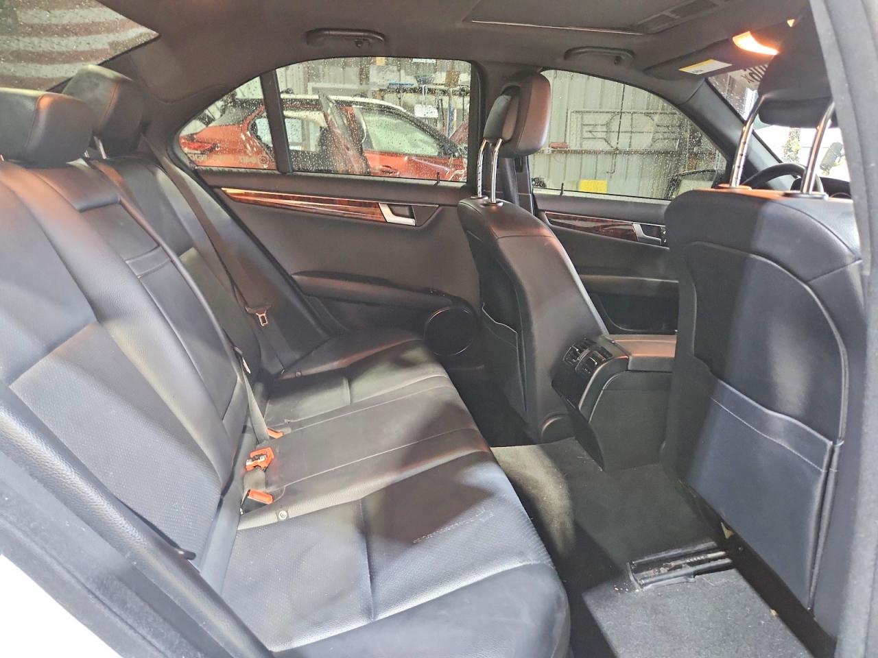 2013 MERCEDES-BENZ C-CLASS
