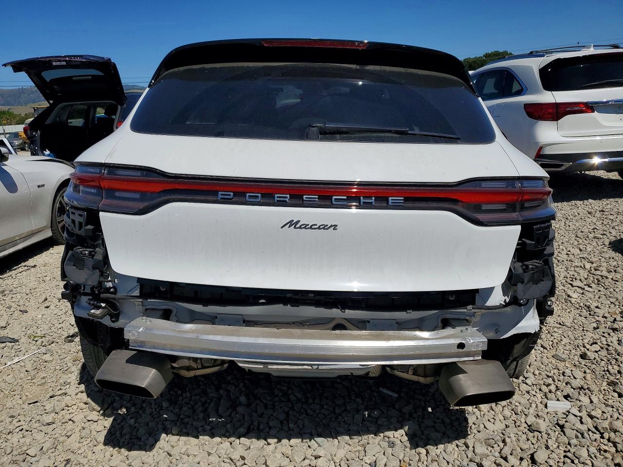 2023 PORSCHE MACAN