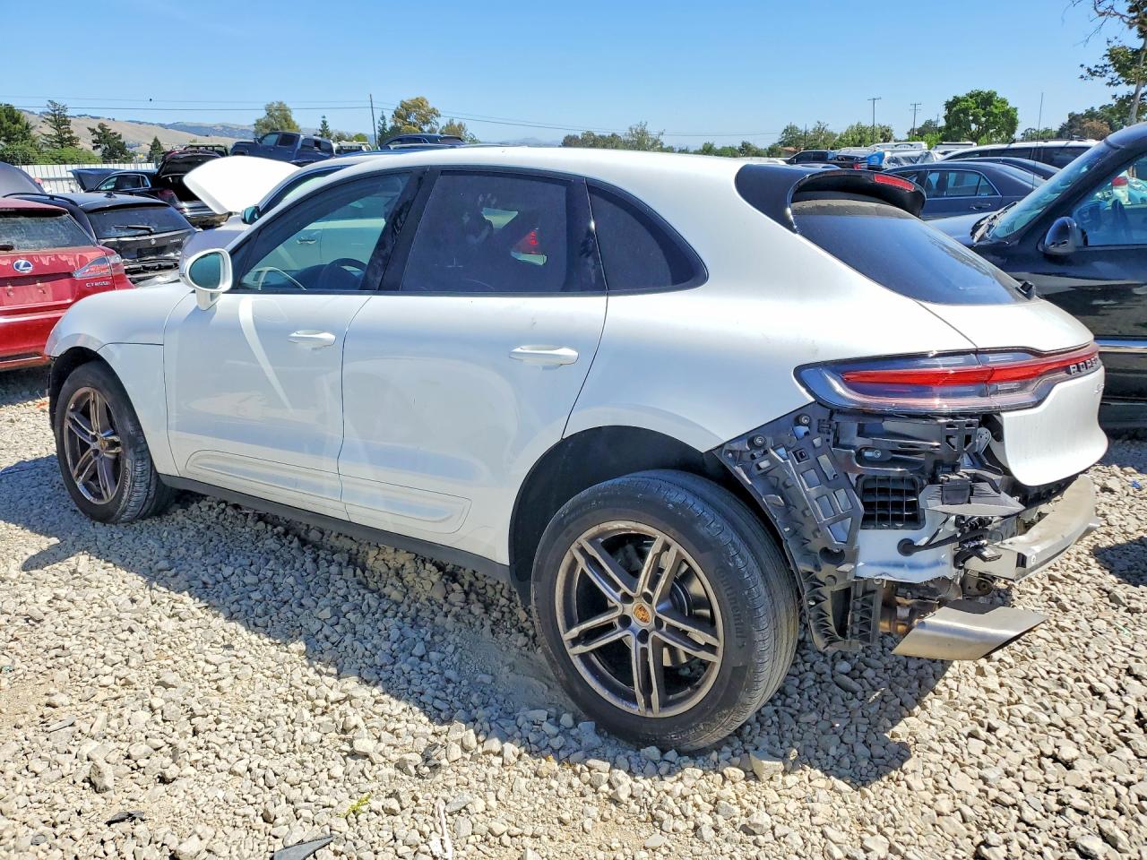 2023 PORSCHE MACAN