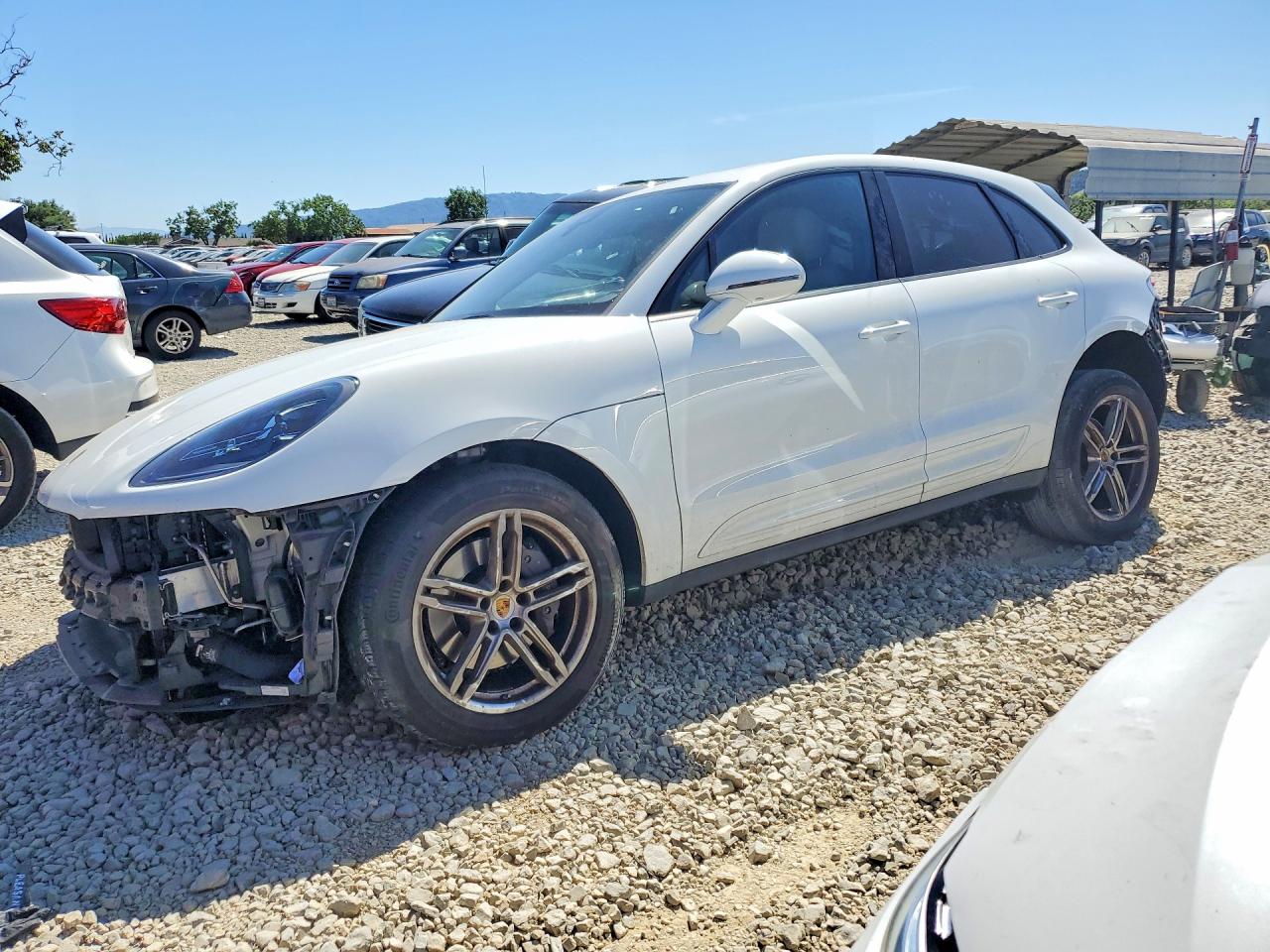 2023 PORSCHE MACAN