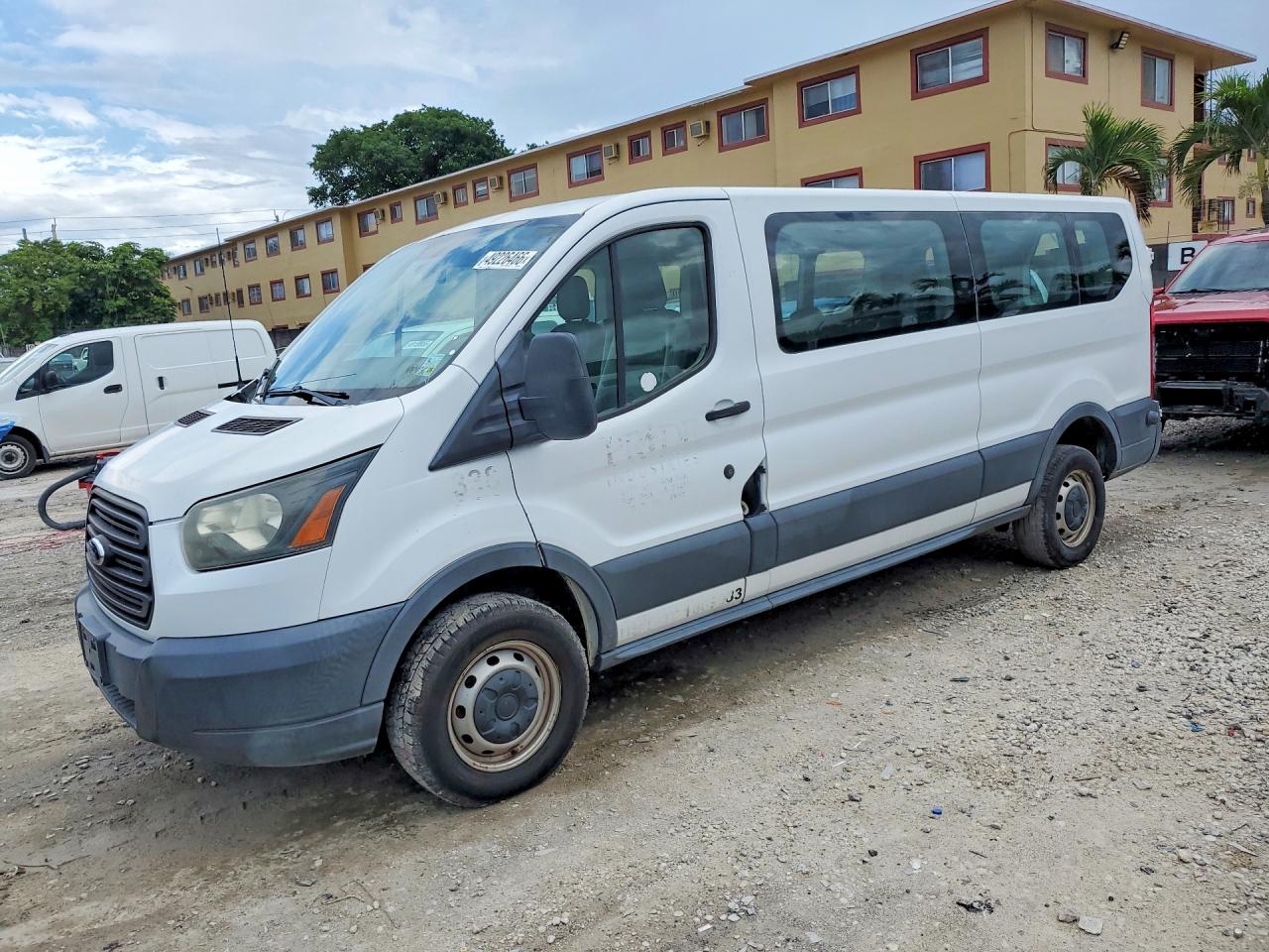 2015 FORD TRANSIT