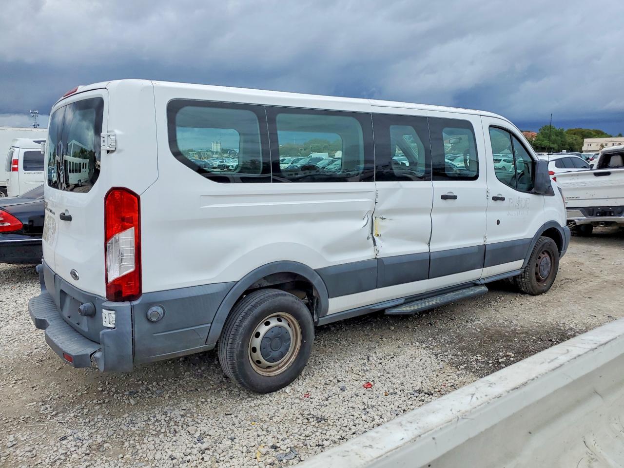 2015 FORD TRANSIT