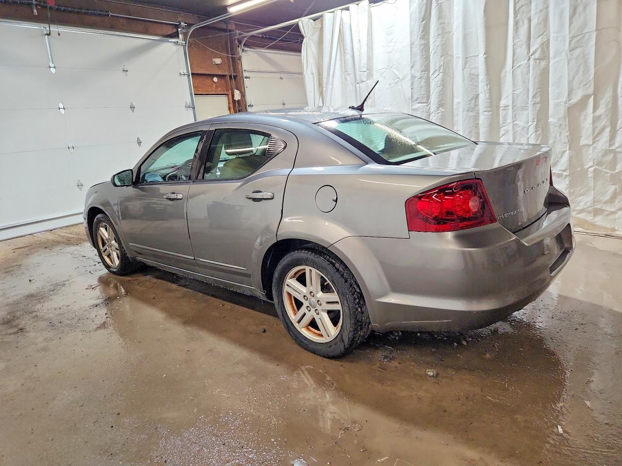 2013 DODGE AVENGER