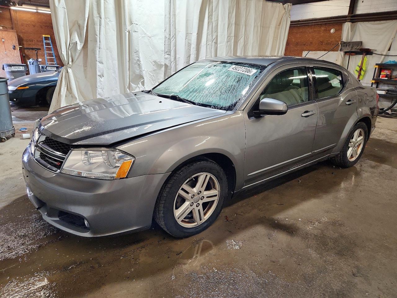 2013 DODGE AVENGER