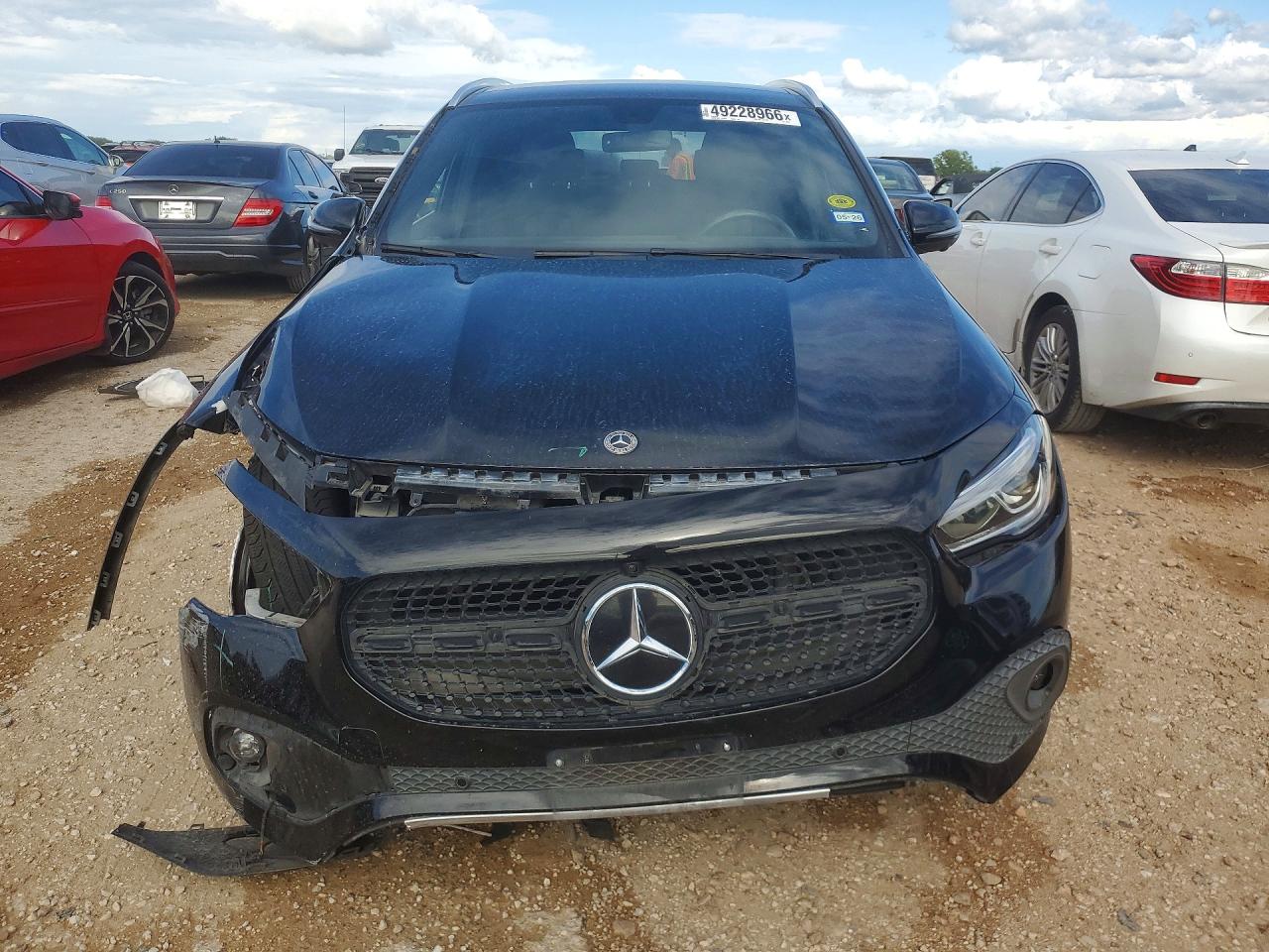 2021 MERCEDES-BENZ GLA-CLASS