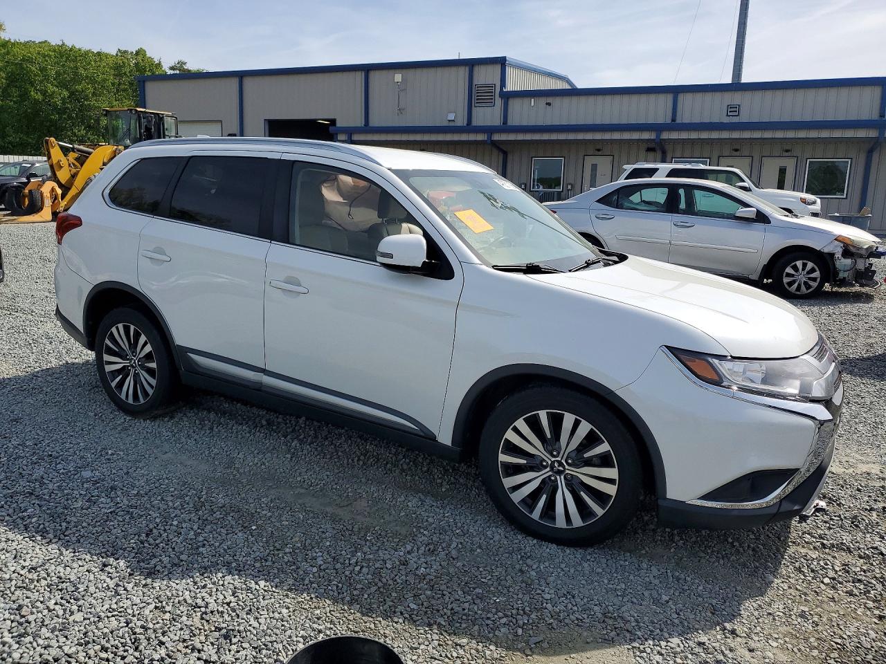 2019 MITSUBISHI OUTLANDER
