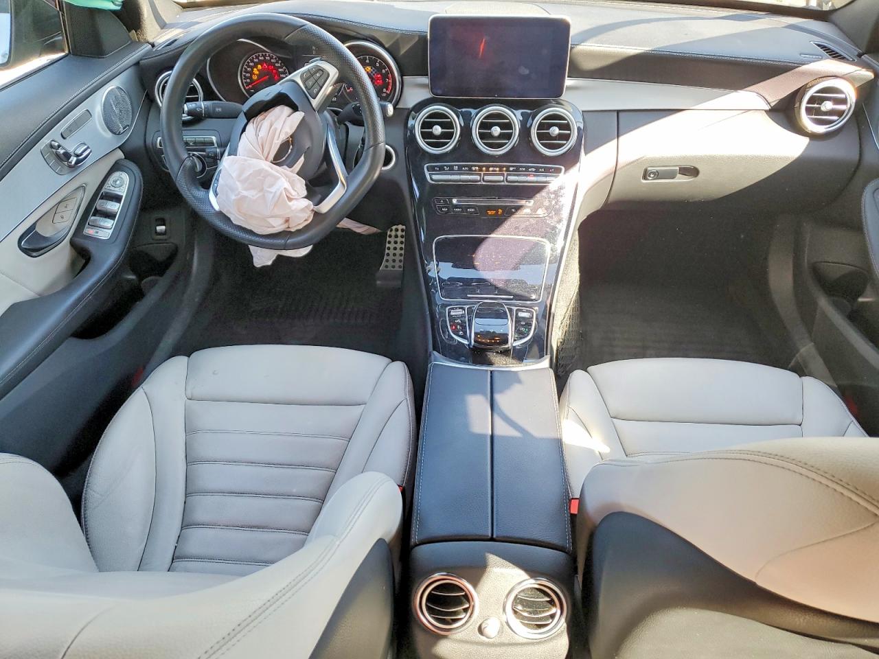 2016 MERCEDES-BENZ C-CLASS