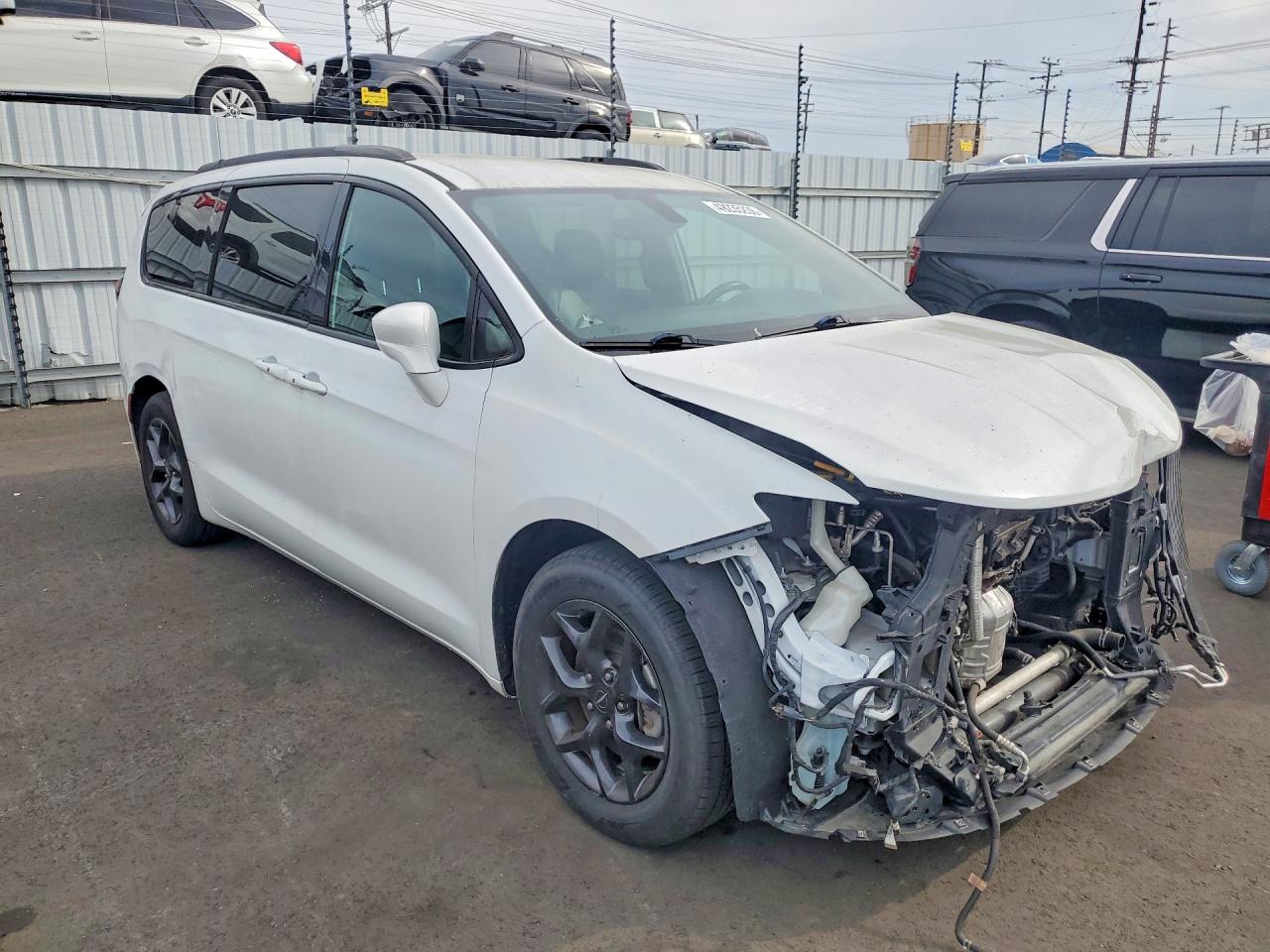 2019 CHRYSLER PACIFICA