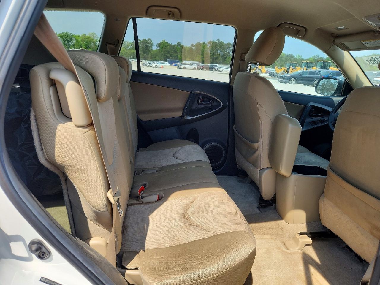 2011 TOYOTA RAV4
