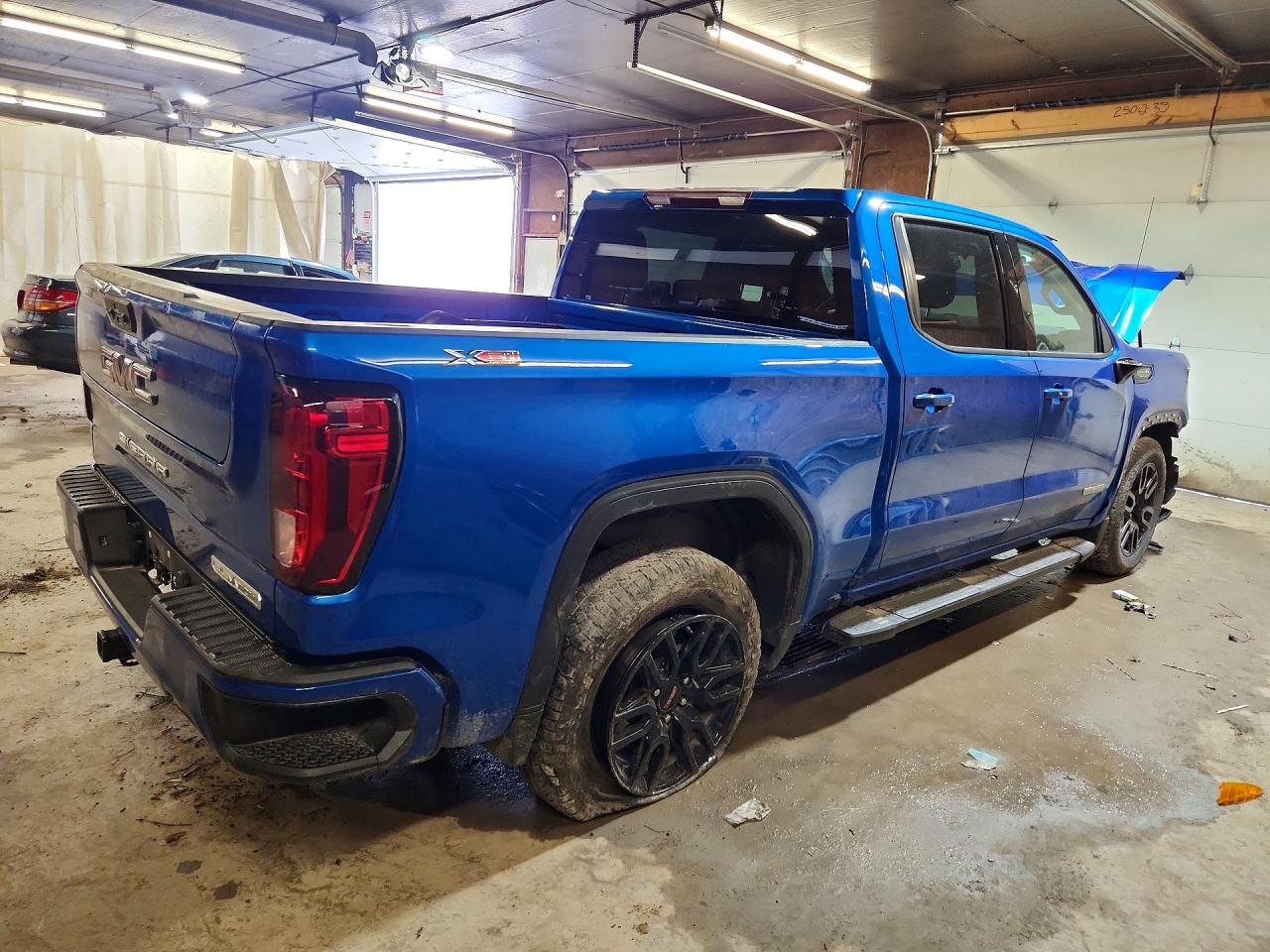 2023 GMC SIERRA