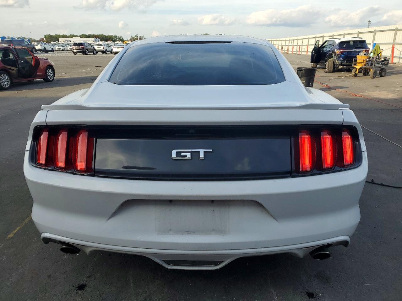 2017 FORD MUSTANG
