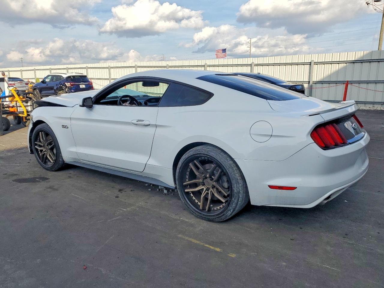 2017 FORD MUSTANG
