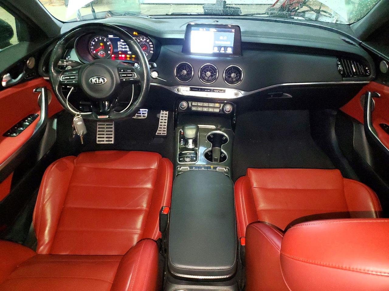 2019 KIA STINGER