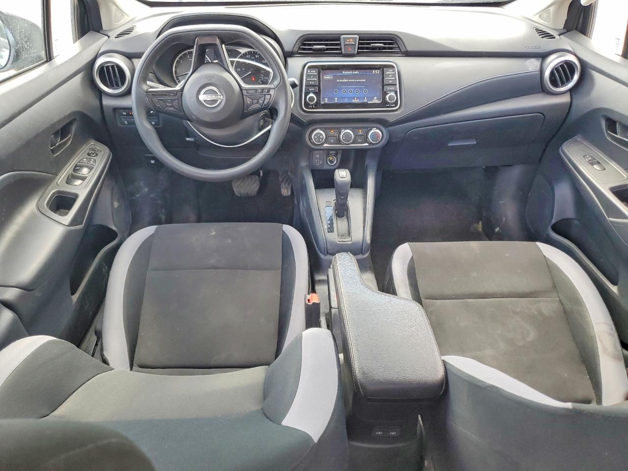 2025 NISSAN VERSA