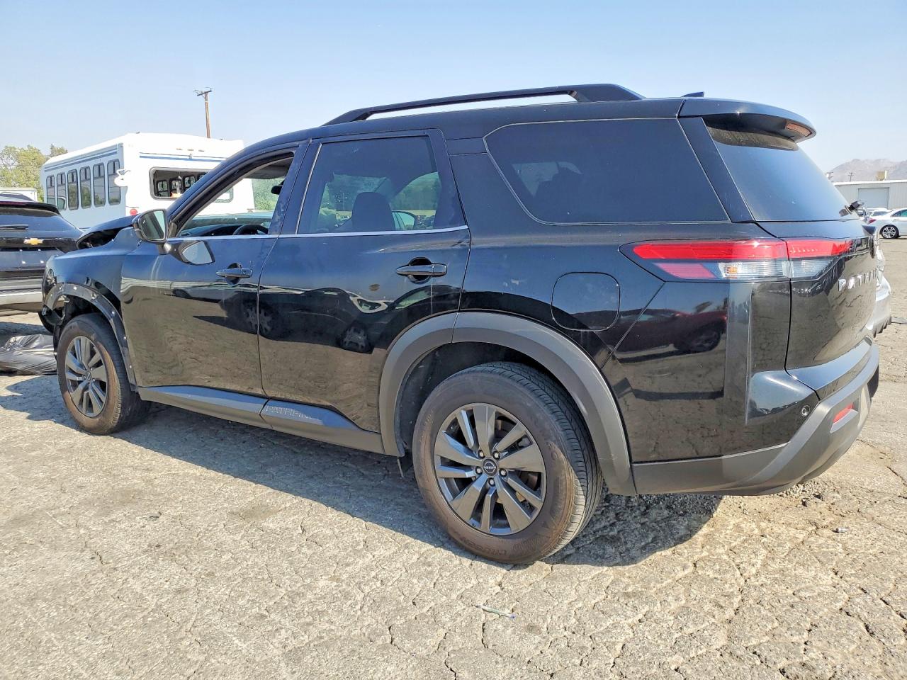 2024 NISSAN PATHFINDER