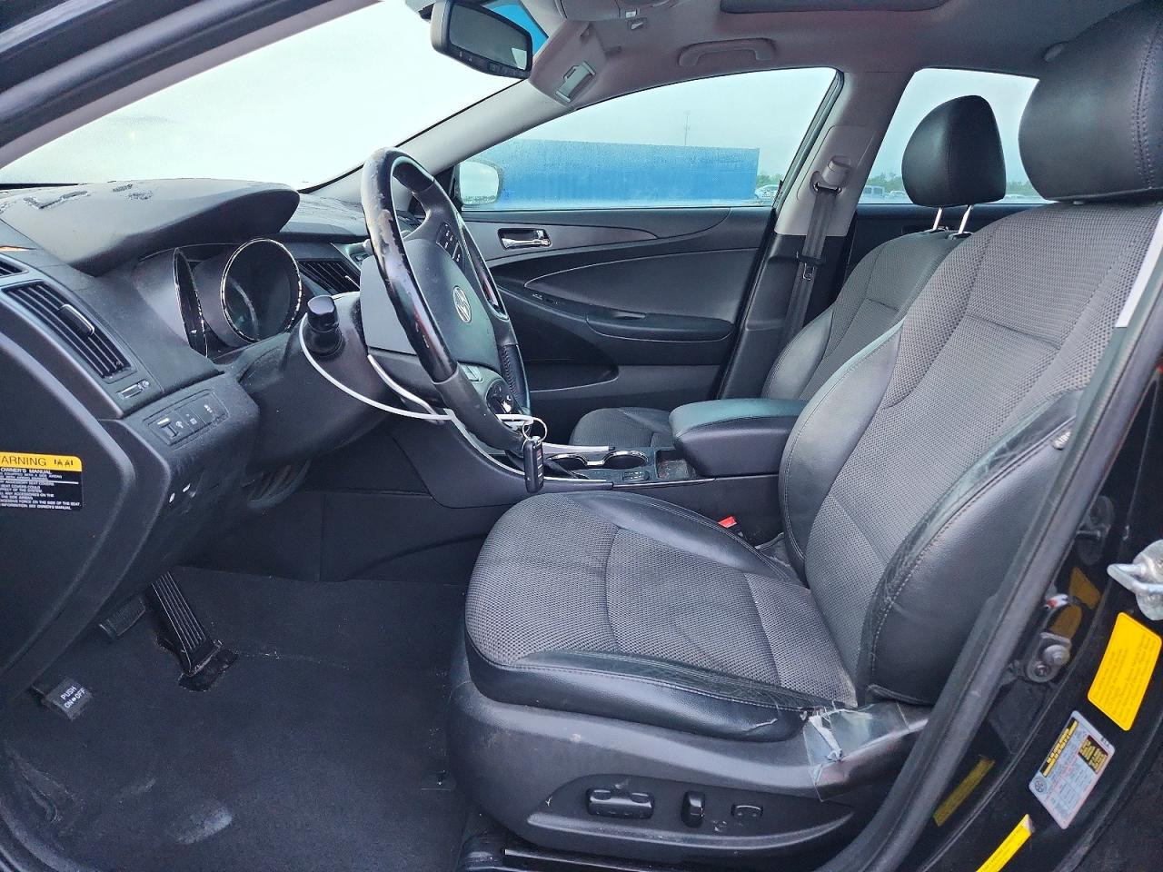 2013 HYUNDAI SONATA