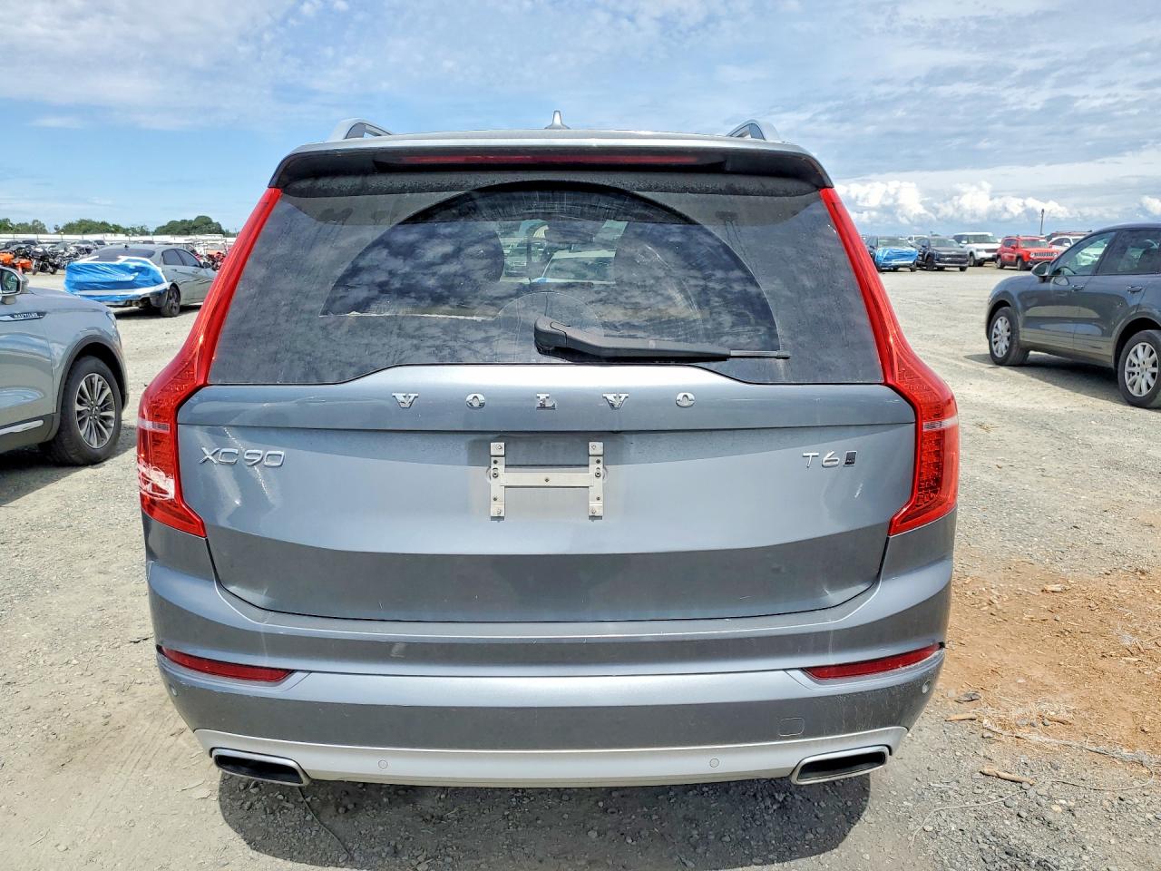 2019 VOLVO XC90
