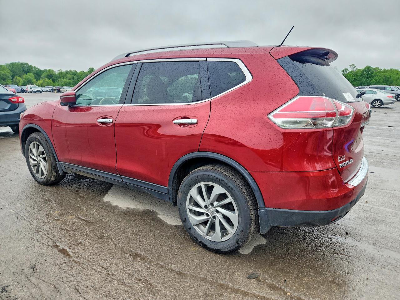 2015 NISSAN ROGUE