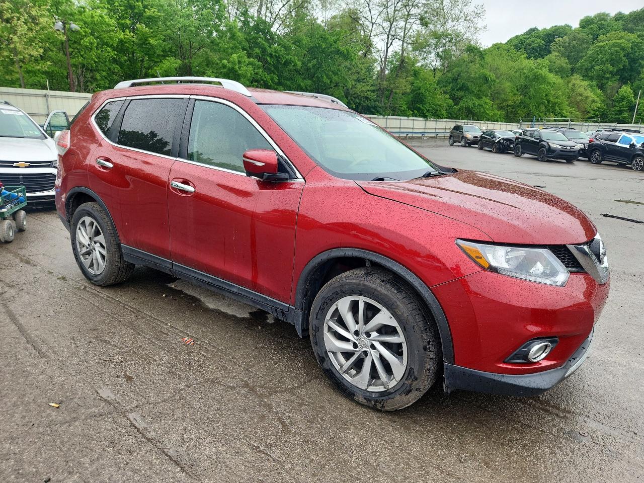 2015 NISSAN ROGUE