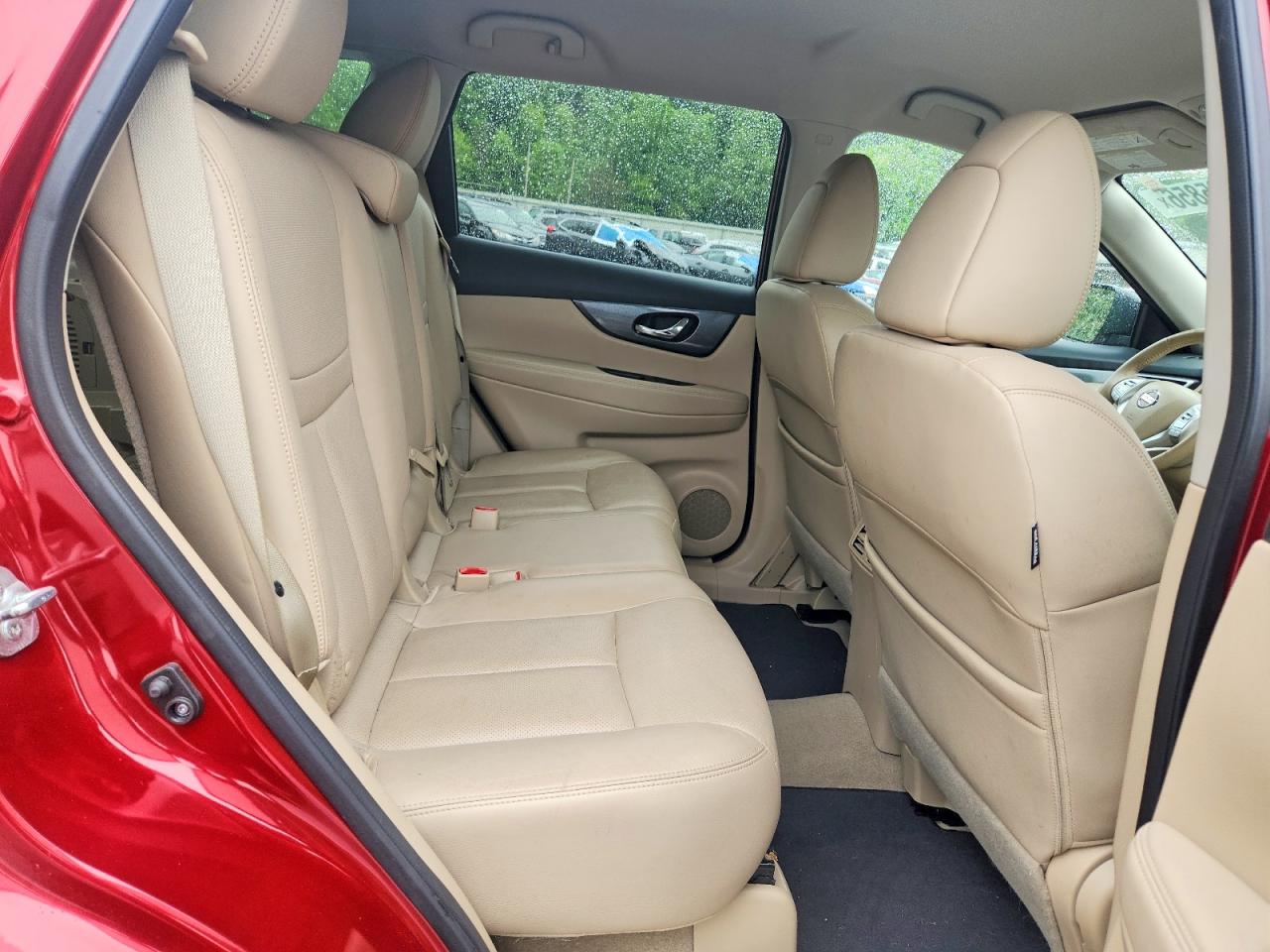 2015 NISSAN ROGUE