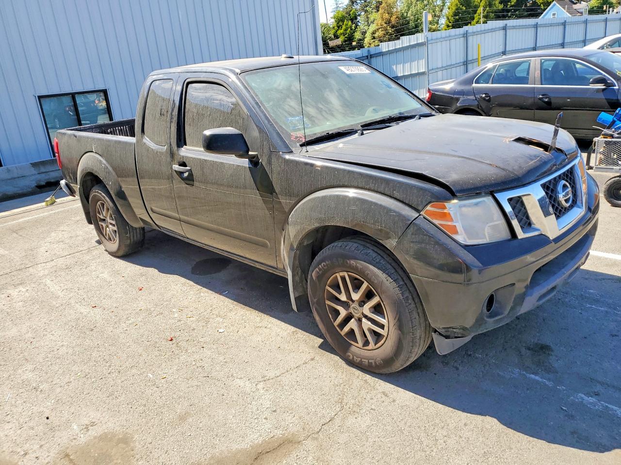 2017 NISSAN FRONTIER