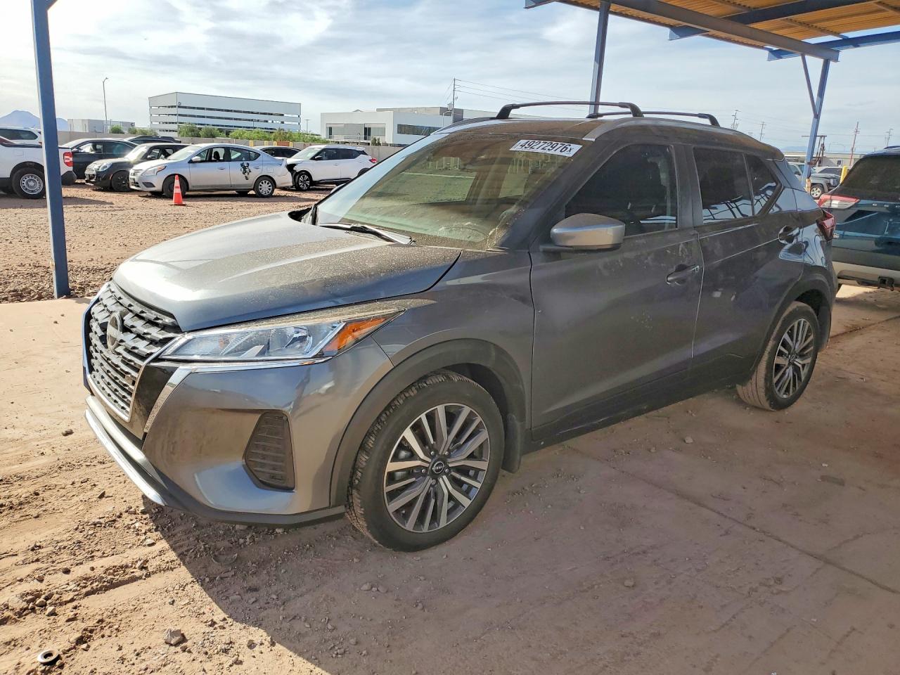 2024 NISSAN KICKS