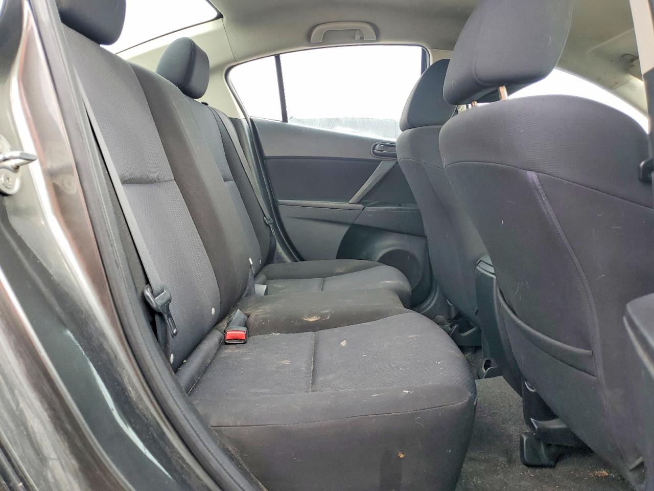 2011 MAZDA 3