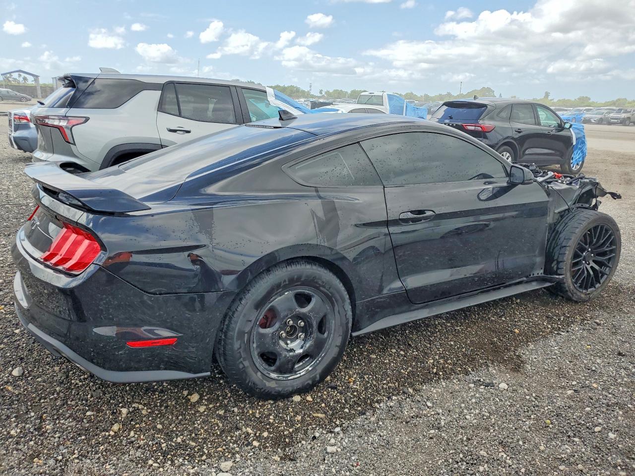 2021 FORD MUSTANG