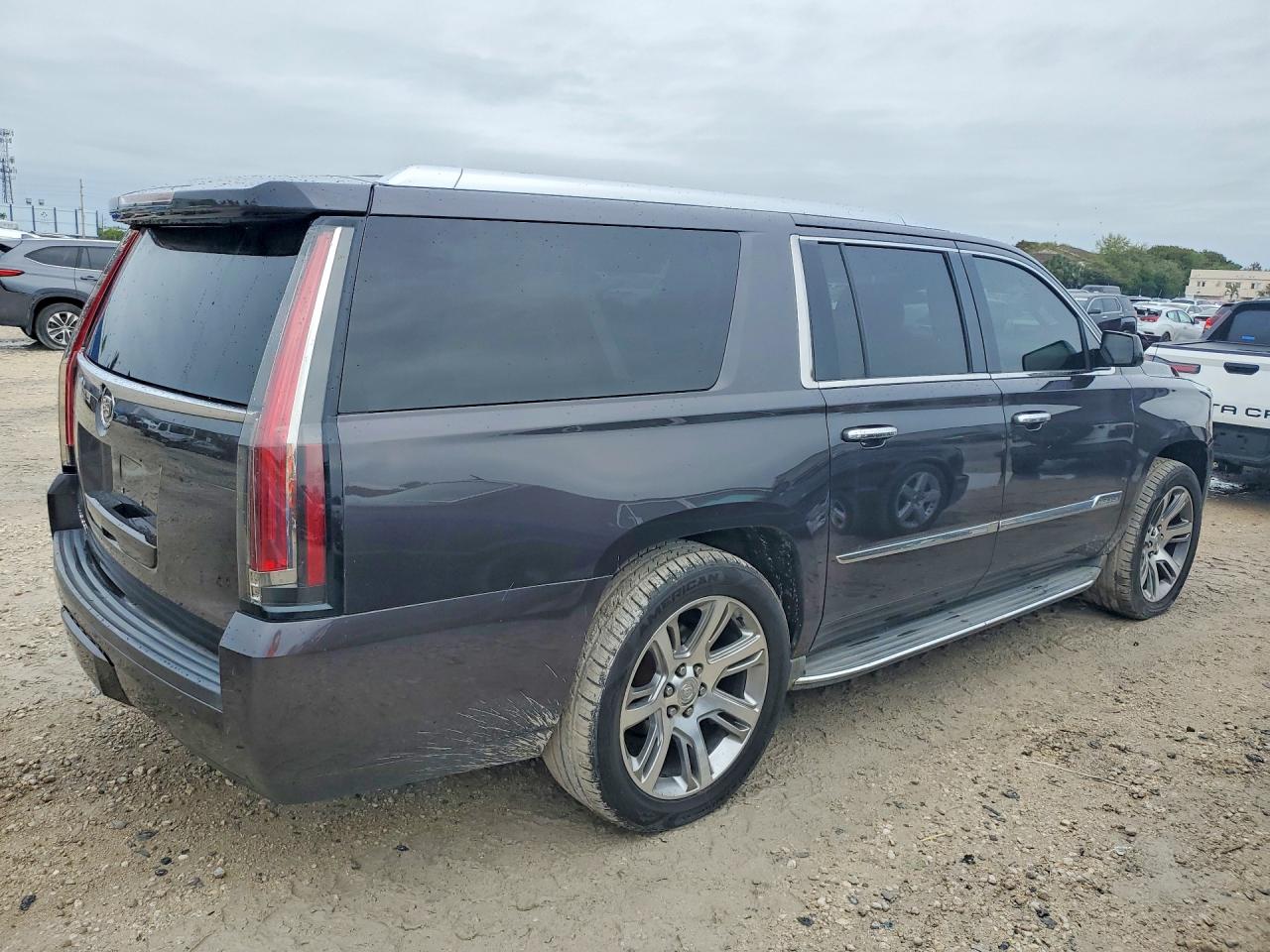2015 CADILLAC ESCALADE