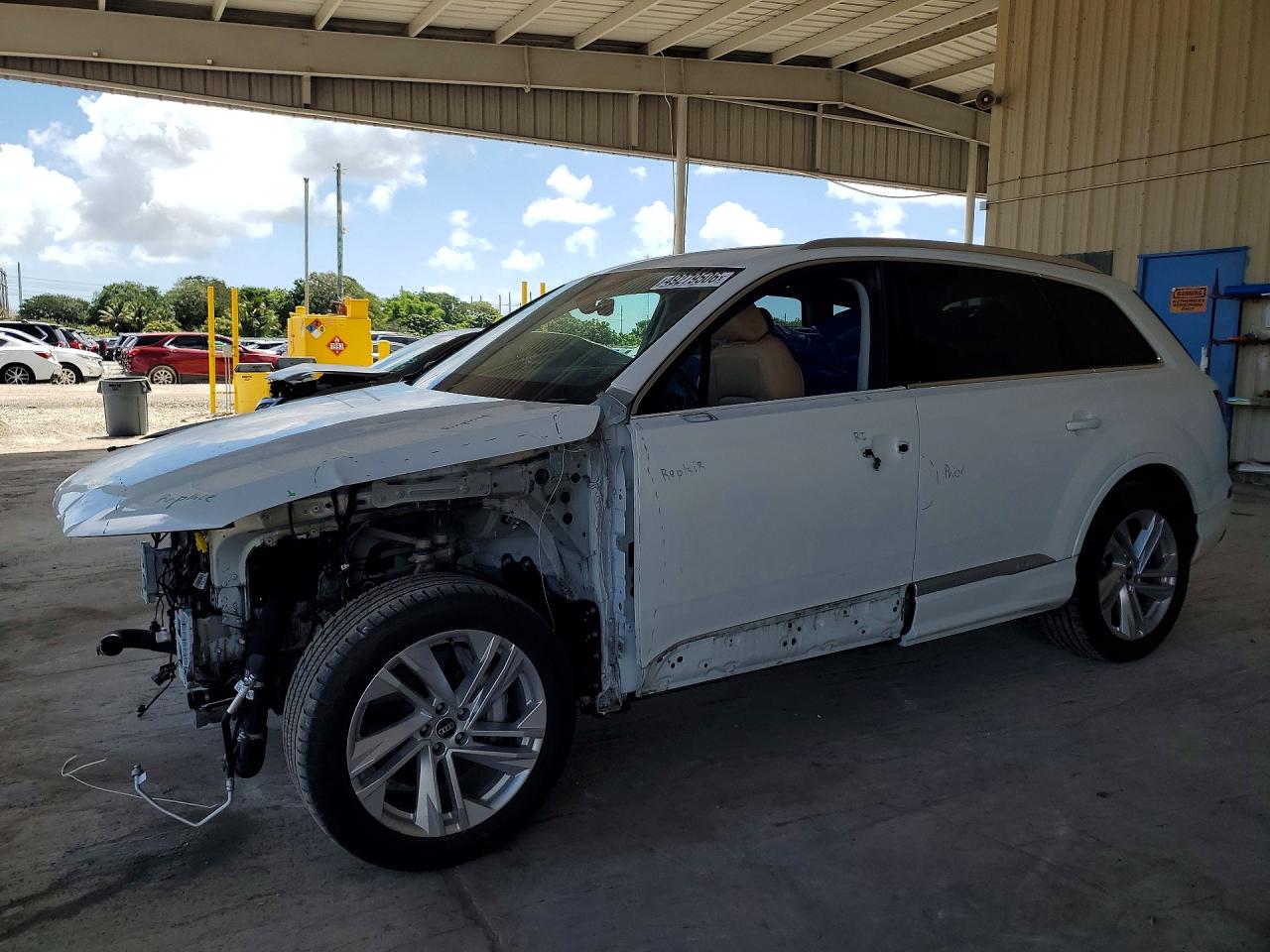 2021 AUDI Q7