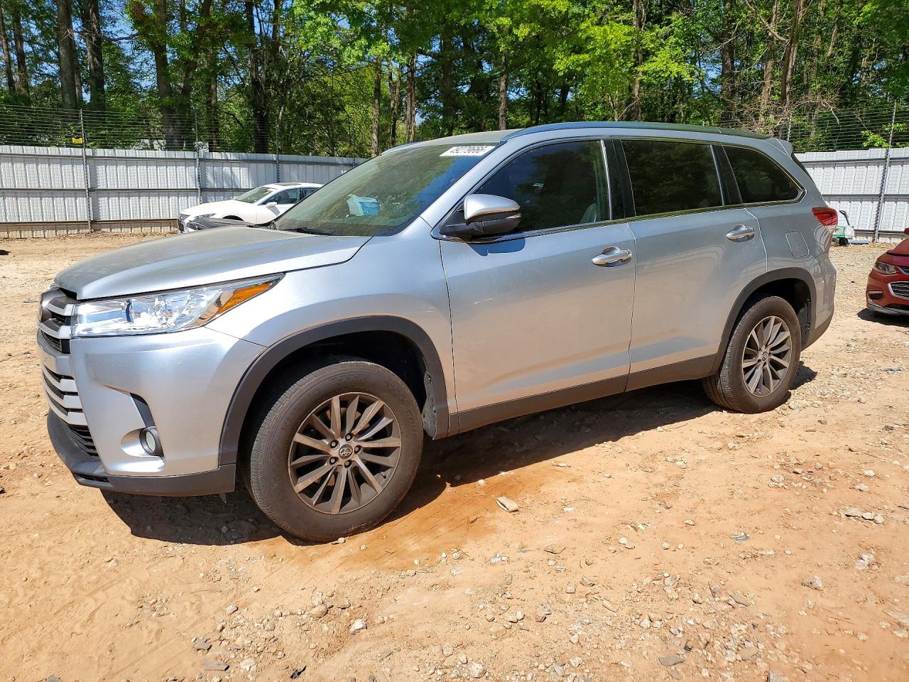 2019 TOYOTA HIGHLANDER