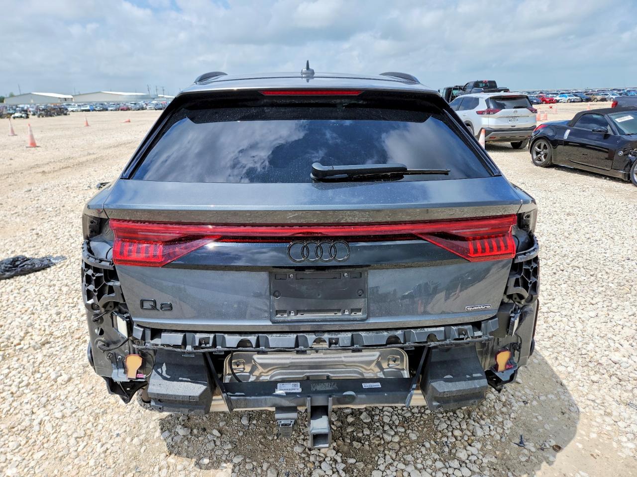 2021 AUDI Q8