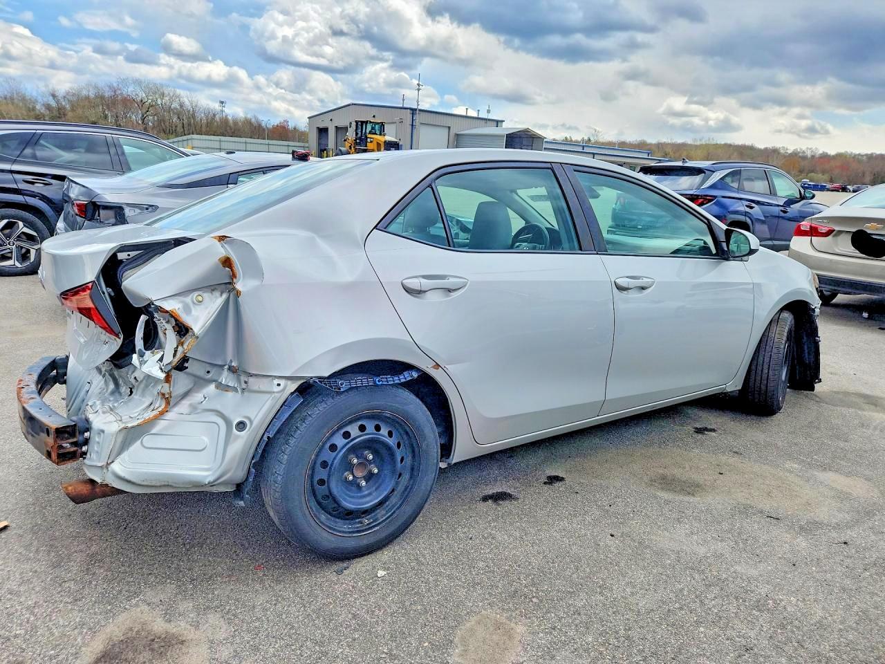 2018 TOYOTA COROLLA