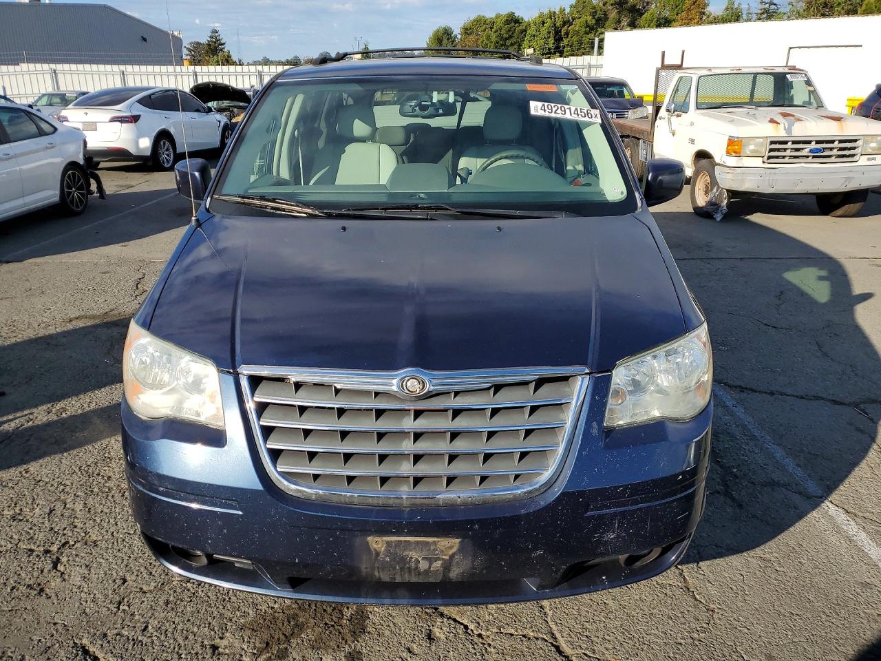 2009 CHRYSLER MINIVAN