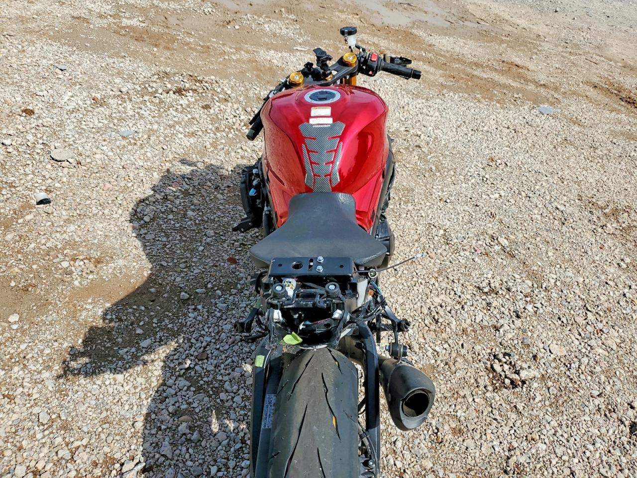 2025 SUZUKI GSXR1000