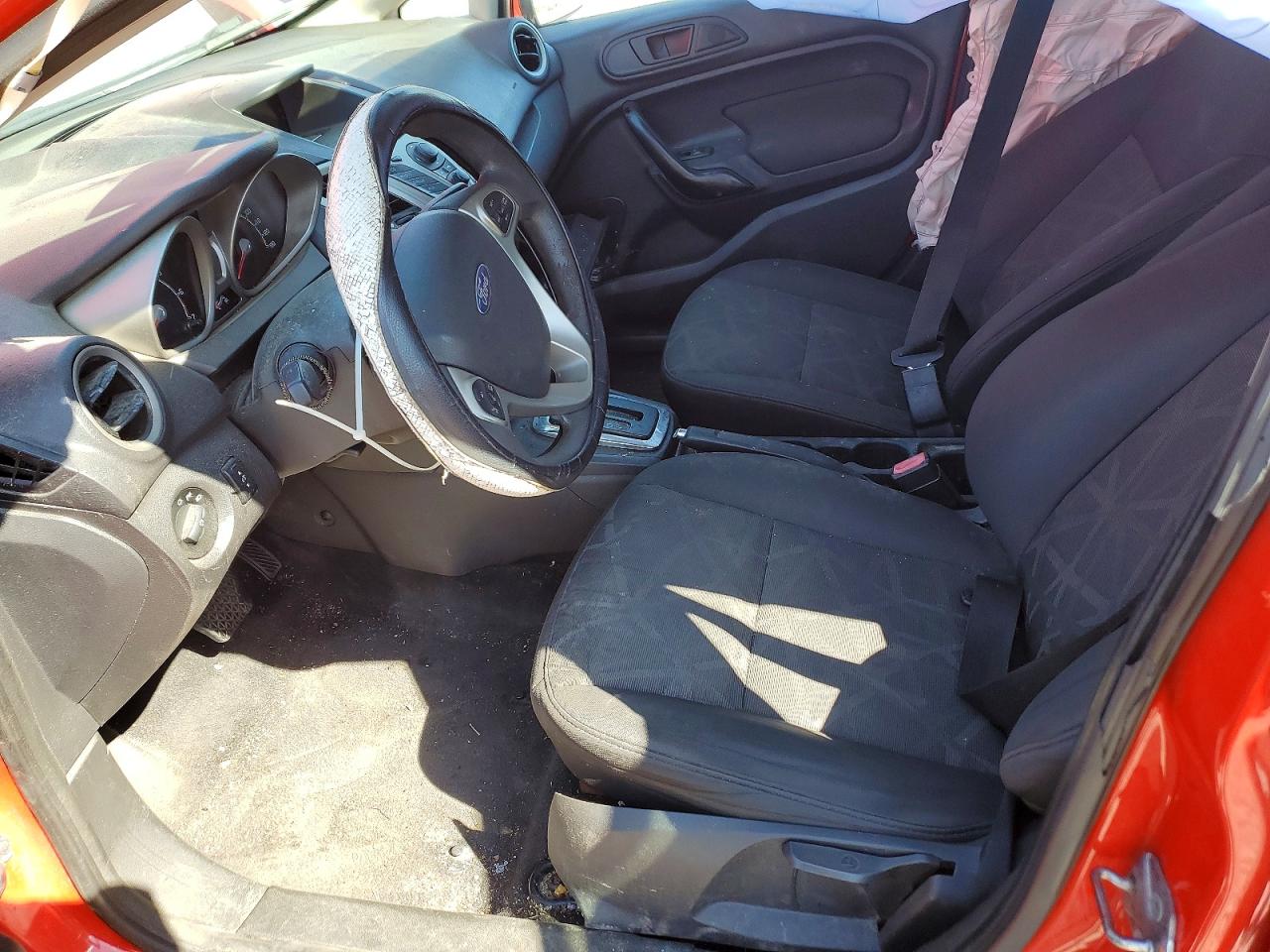 2013 FORD FIESTA