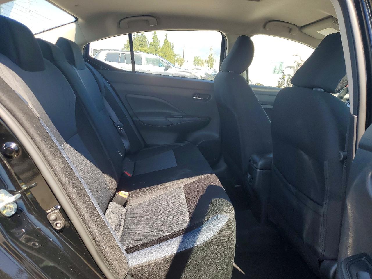 2025 NISSAN VERSA