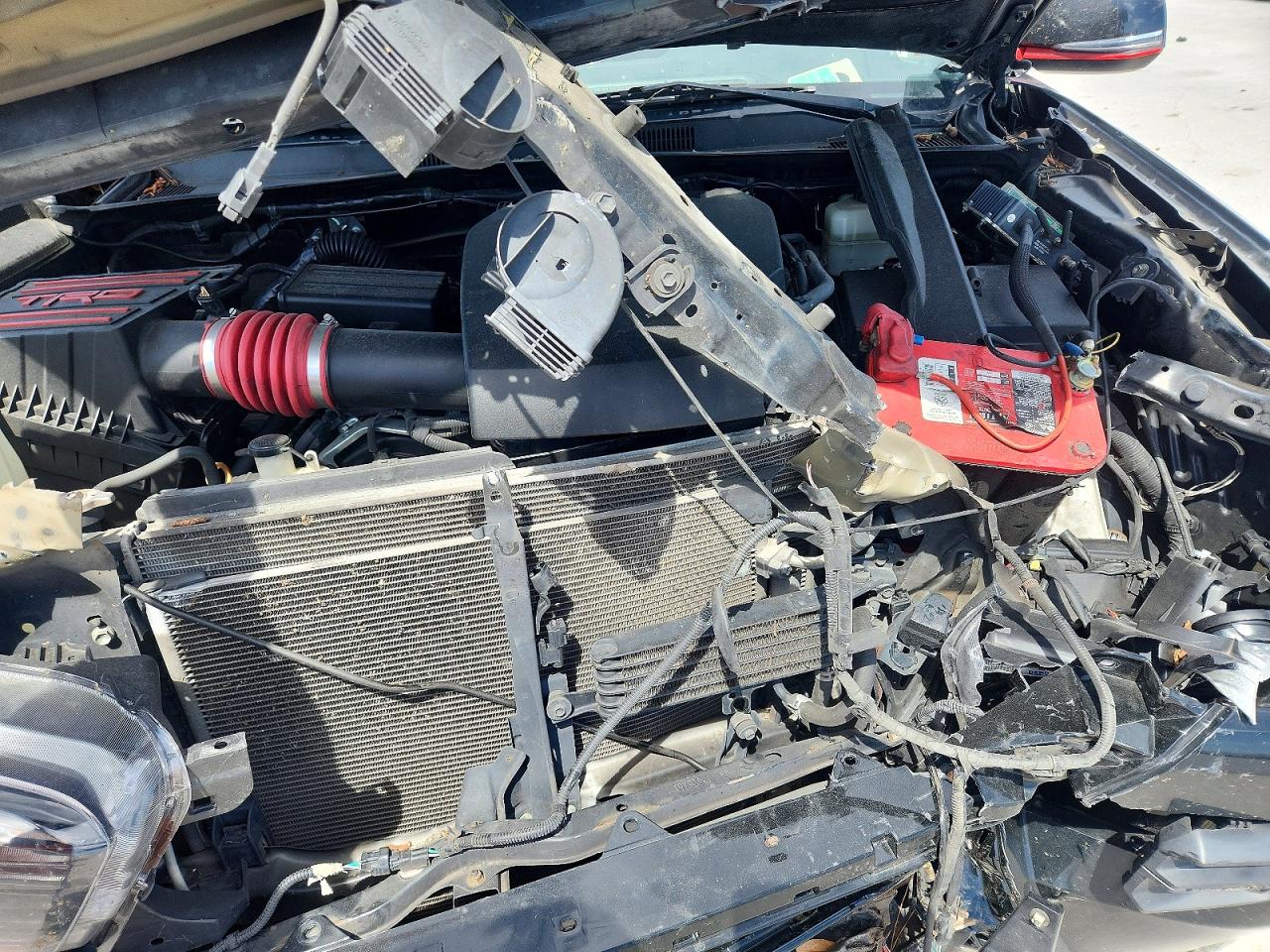 2018 TOYOTA TACOMA