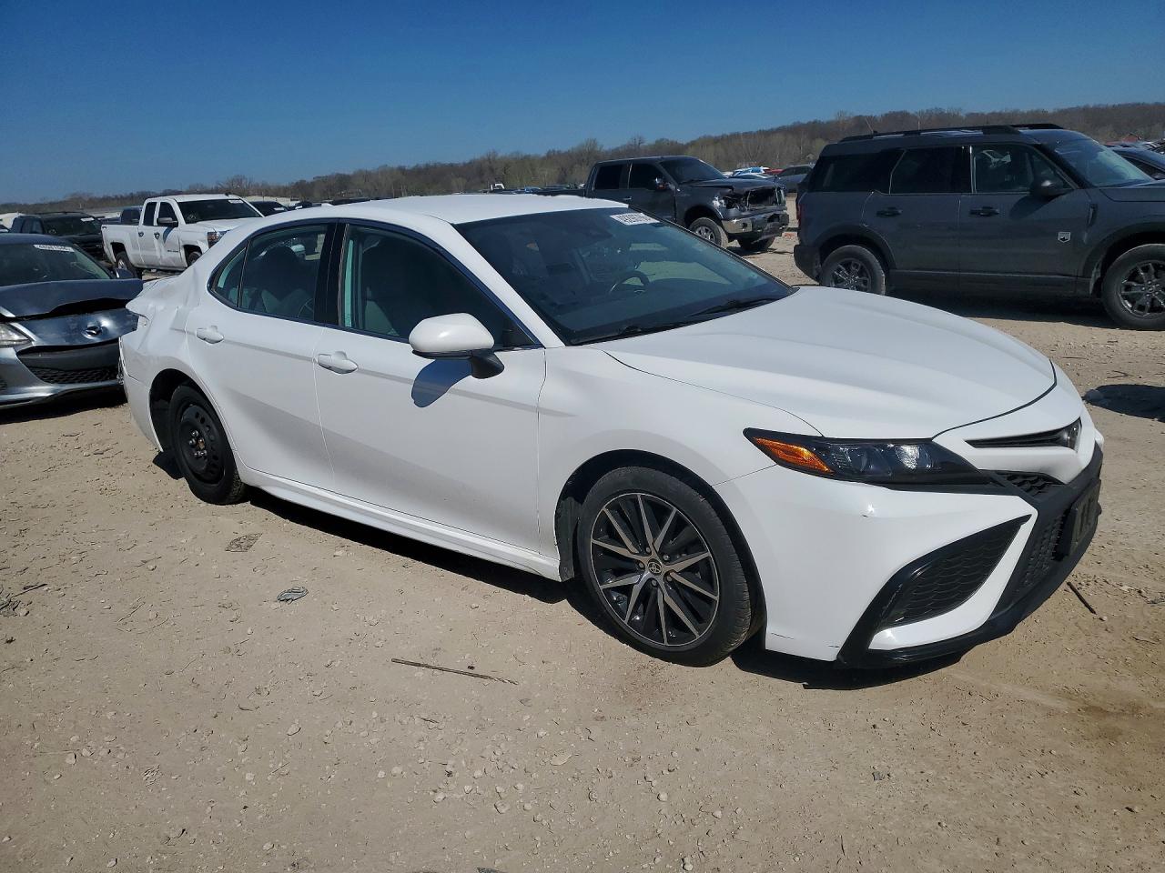 2021 TOYOTA CAMRY
