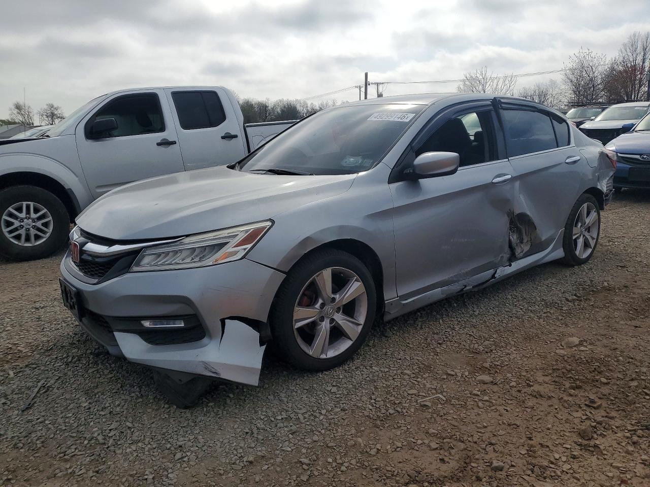 2016 HONDA ACCORD