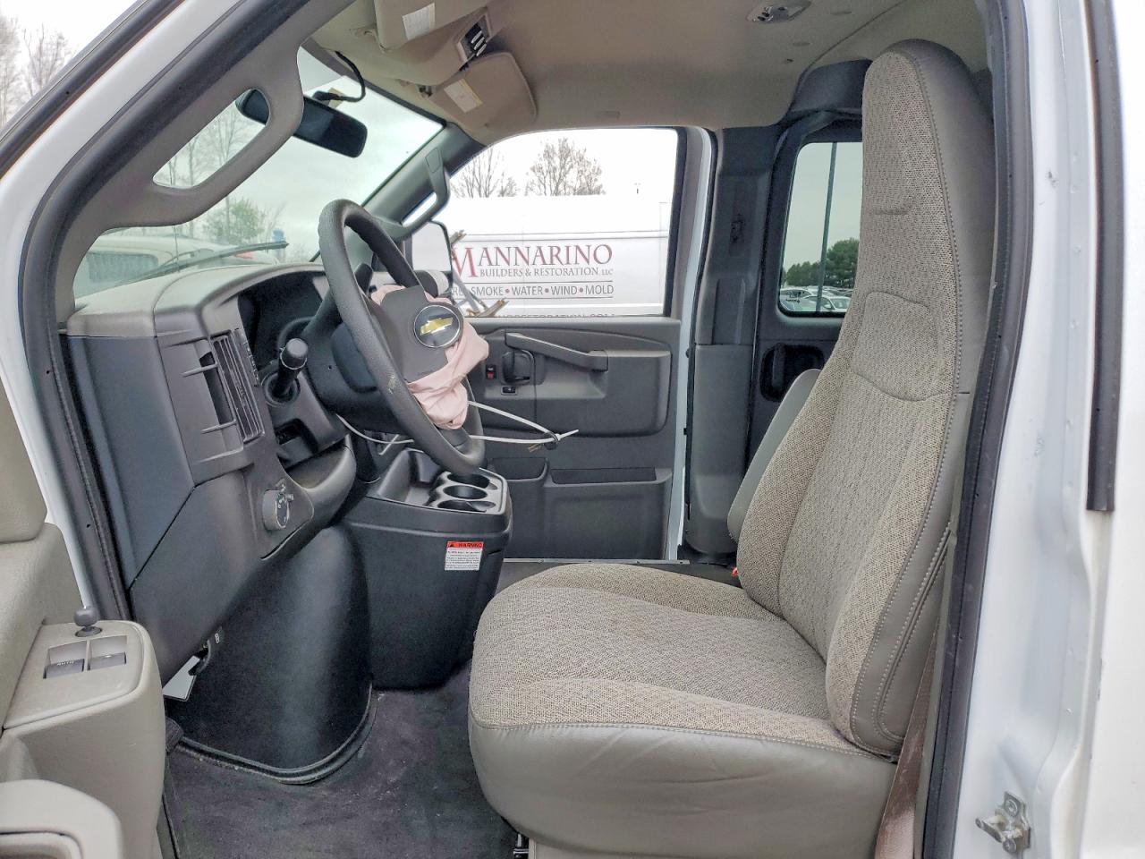 2023 CHEVROLET EXPRESS