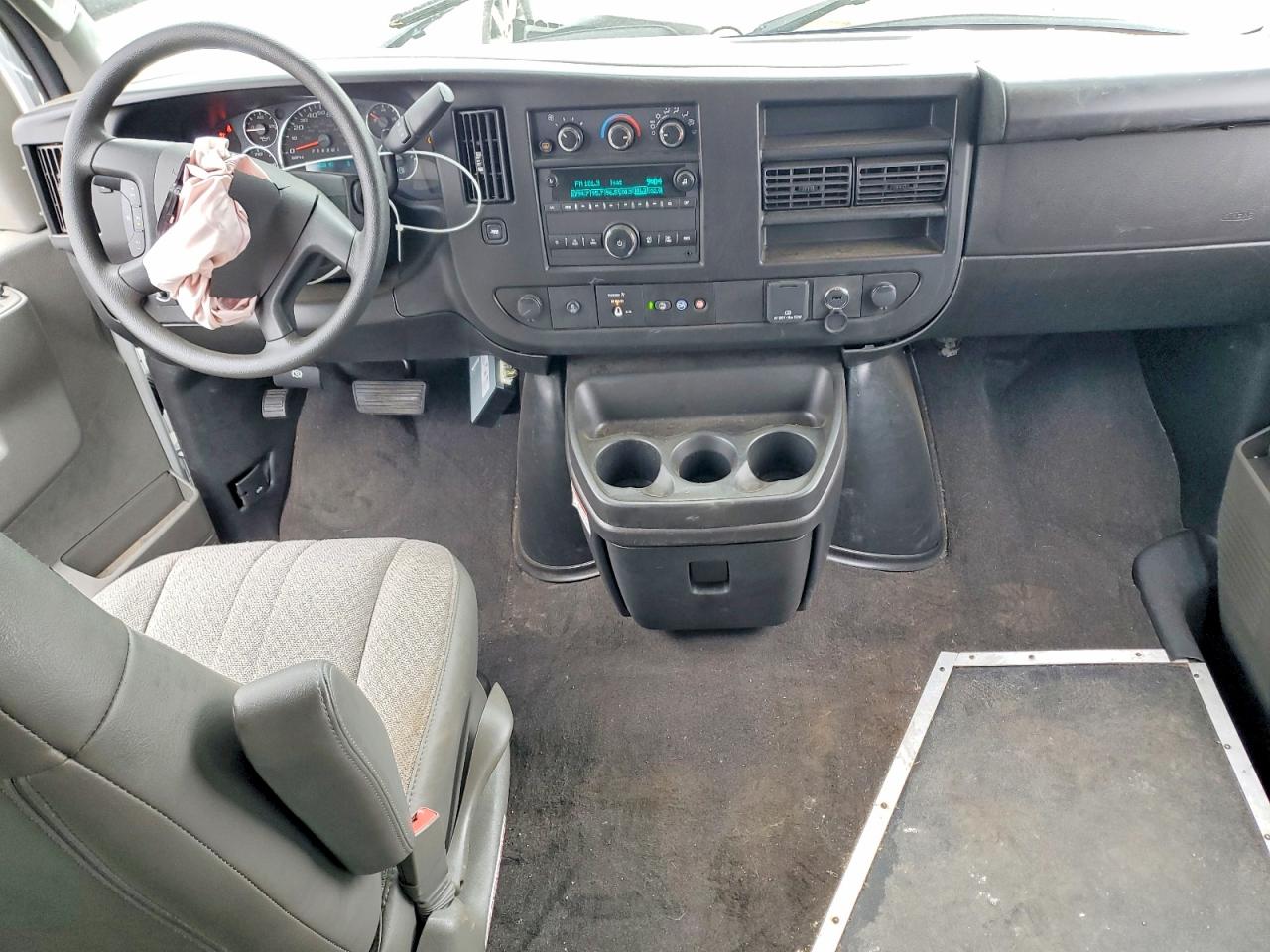 2023 CHEVROLET EXPRESS