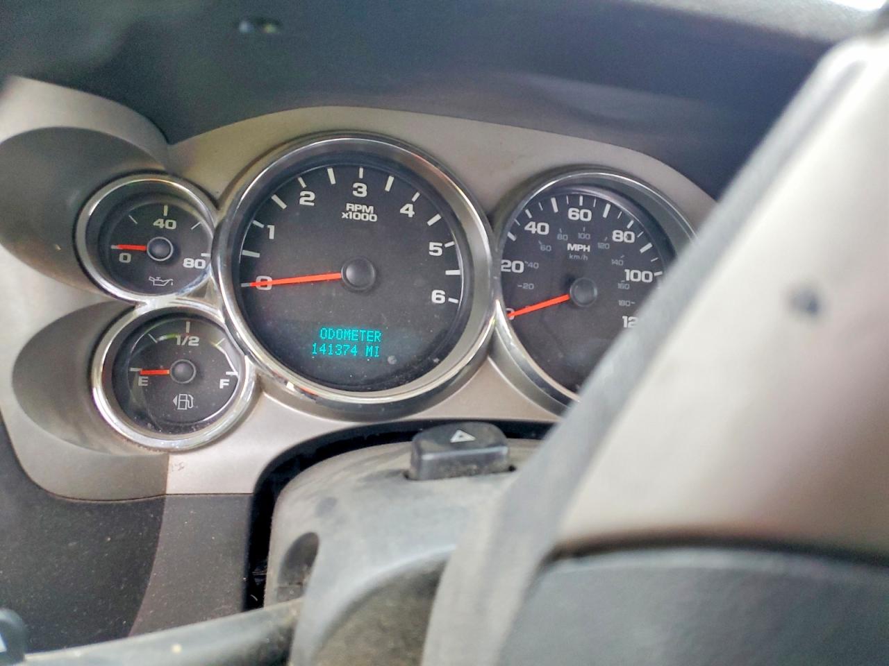 2011 CHEVROLET SILVERADO