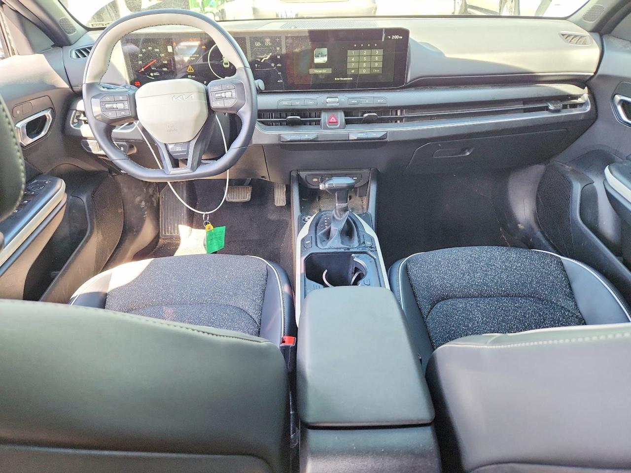2025 KIA K4 GT LINE